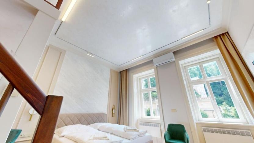 Prodej bytu 1+1, Karlovy Vary, Vřídelní, 42 m2