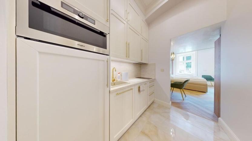 Prodej bytu 1+1, Karlovy Vary, Vřídelní, 42 m2