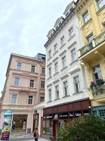 Prodej bytu 1+1, Karlovy Vary, Vřídelní, 42 m2