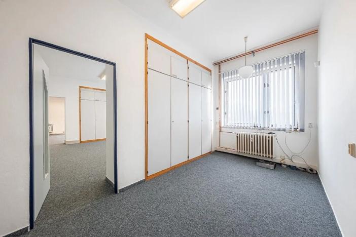 Pronájem kanceláře, Pardubice, Fáblovka, 216 m2