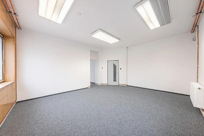 Pronájem kanceláře, Pardubice, Fáblovka, 216 m2