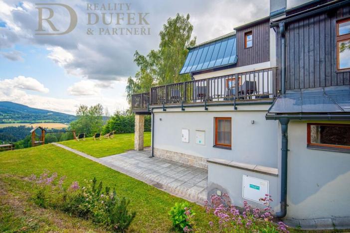 Prodej ubytování, Jestřabí v Krkonoších - Křížlice, 631 m2