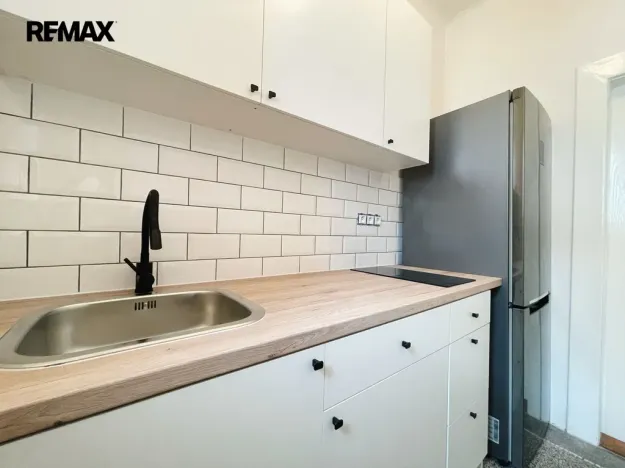 Pronájem pokoje, Lety, 30 m2