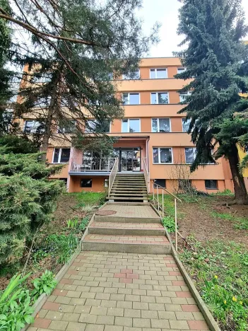 Prodej bytu 1+1, Bílina, Aléská, 41 m2