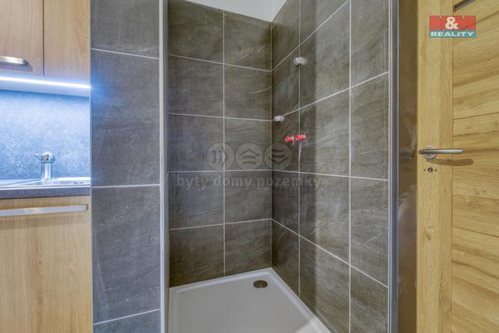 Pronájem kanceláře, Kralovice, Alšova, 179 m2