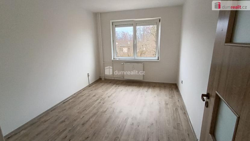 Pronájem bytu 2+1, Luštěnice - Zelená, 50 m2