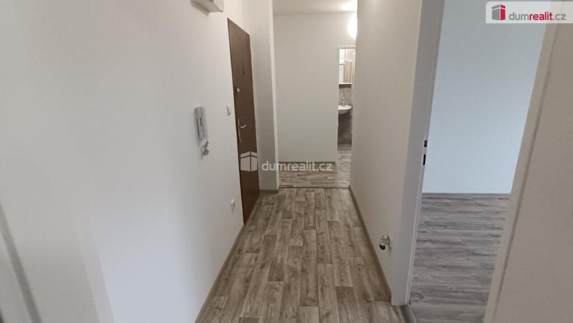 Pronájem bytu 2+1, Luštěnice - Zelená, 50 m2