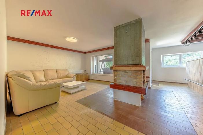 Prodej rodinného domu, Praha - Dolní Počernice, Novozámecká, 231 m2