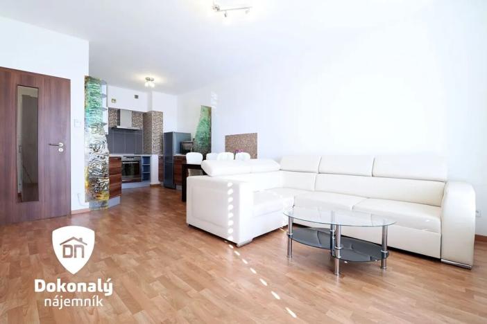 Pronájem bytu 2+kk, Praha - Malešice, Počernická, 53 m2