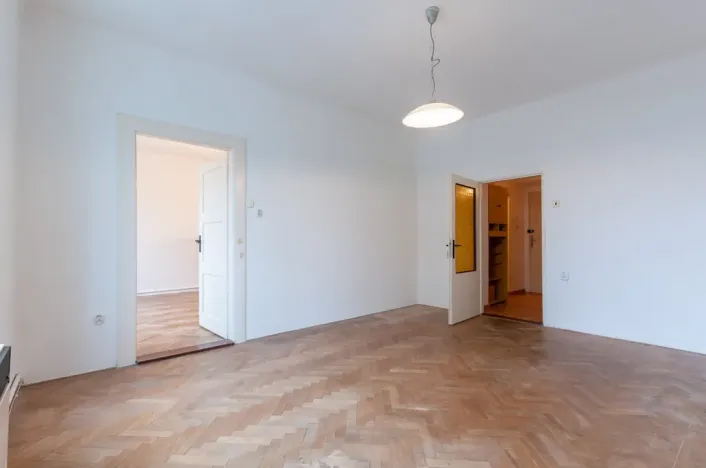 Pronájem bytu 2+1, Praha - Žižkov, Křišťanova, 56 m2