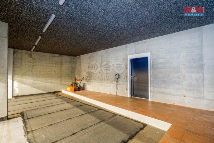 Prodej obchodního prostoru, Okrouhlo, 1076 m2