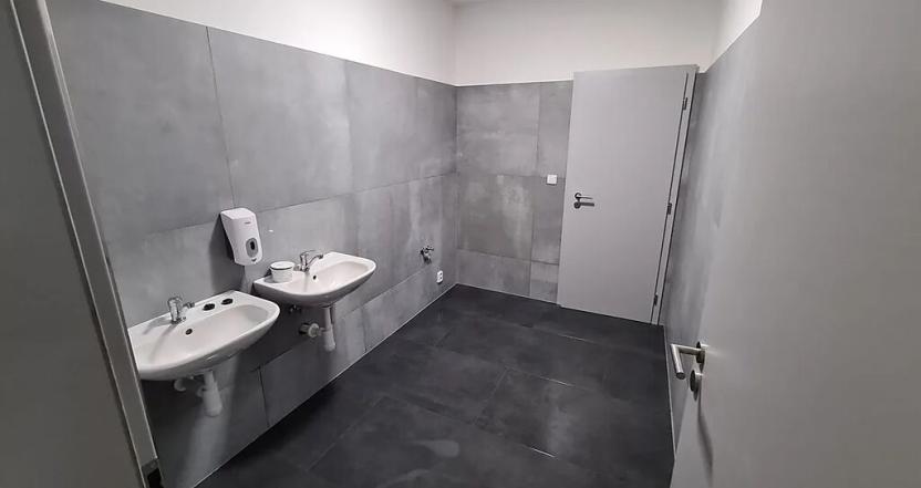 Pronájem skladu, Zlín, Šedesátá, 113 m2