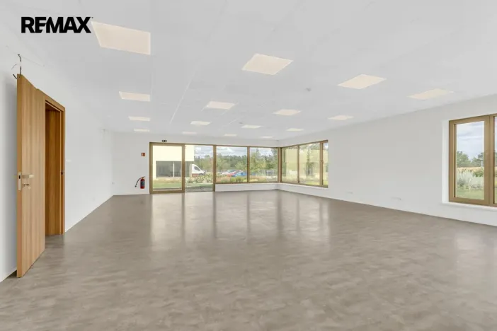 Pronájem obchodního prostoru, Velká Bíteš, 88 m2