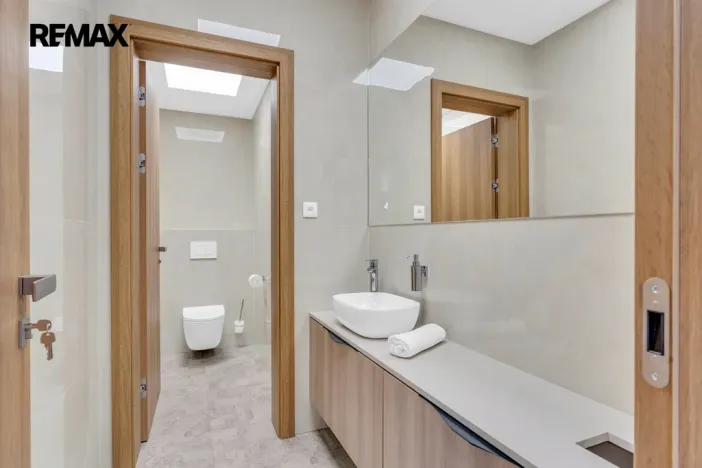 Pronájem obchodního prostoru, Velká Bíteš, 88 m2