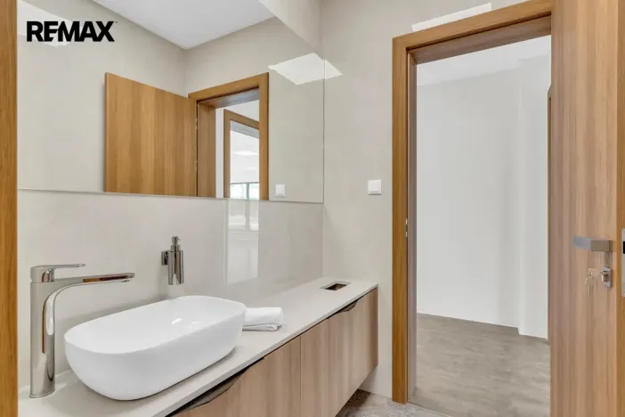 Pronájem obchodního prostoru, Velká Bíteš, 88 m2