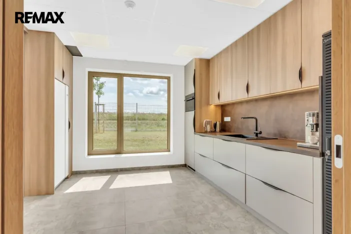 Pronájem obchodního prostoru, Velká Bíteš, 88 m2