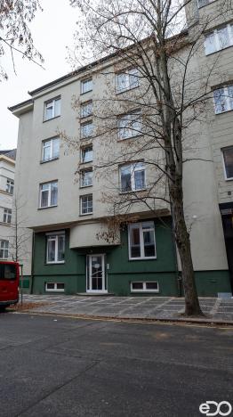 Prodej komerční nemovitosti, Poděbrady, Tyršova, 62 m2