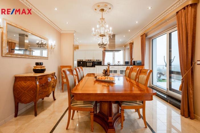 Prodej rodinného domu, Jenišov, Pod Vrchem, 483 m2