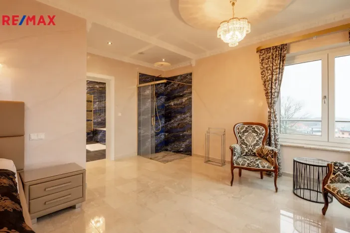 Prodej rodinného domu, Jenišov, Pod Vrchem, 483 m2