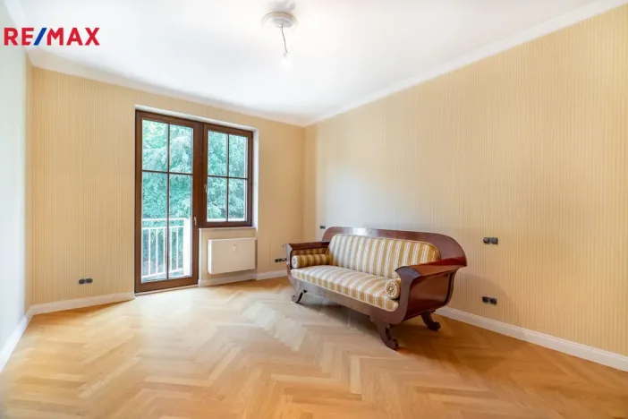 Prodej bytu 6+kk a větší, Karlovy Vary, Svahová, 537 m2