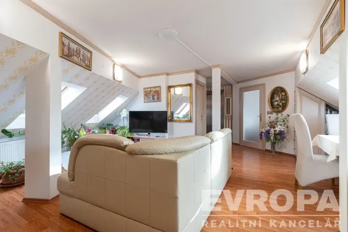 Prodej ubytování, Karlovy Vary - Rybáře, Slepá, 1015 m2