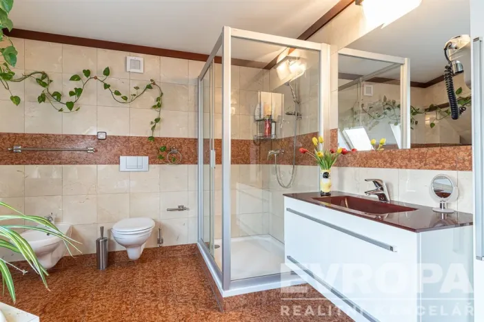 Prodej ubytování, Karlovy Vary - Rybáře, Slepá, 1015 m2