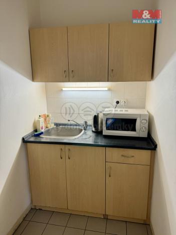 Pronájem kanceláře, Děčín - Děčín I-Děčín, Masarykovo nám., 200 m2