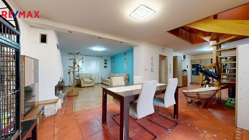 Prodej rodinného domu, Olomouc - Chválkovice, Chválkovická, 231 m2