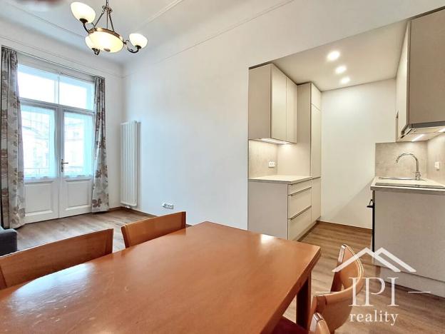 Pronájem bytu 2+kk, Praha - Dejvice, Dejvická, 68 m2