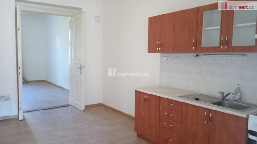 Pronájem bytu 2+kk, Praha - Vinohrady, Francouzská, 48 m2