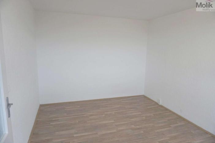 Pronájem bytu 1+1, Chomutov, Jirkovská, 36 m2