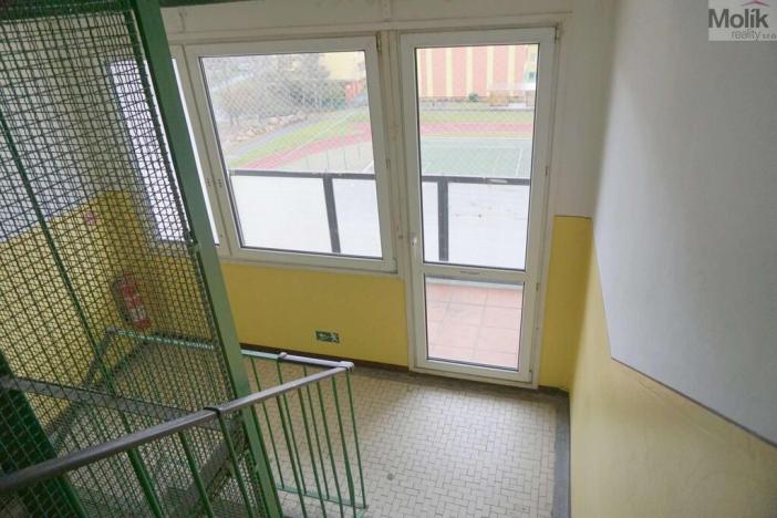 Pronájem bytu 1+1, Chomutov, Jirkovská, 36 m2