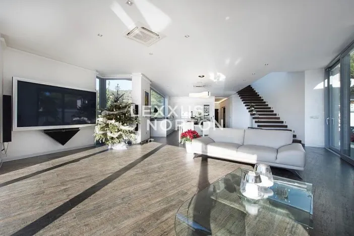 Prodej vily, Tossa de Mar, Španělsko, 250 m2