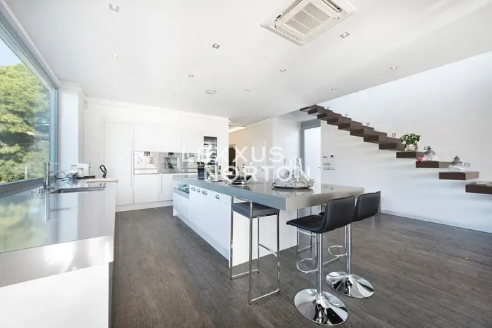 Prodej vily, Tossa de Mar, Španělsko, 250 m2