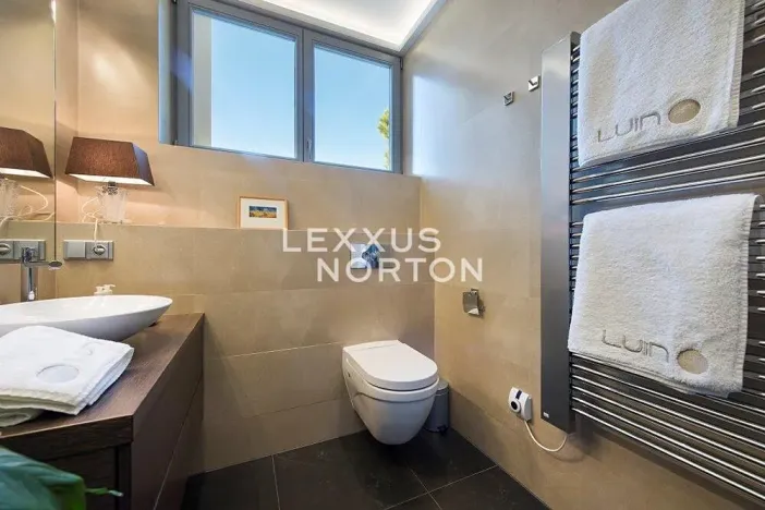 Prodej vily, Tossa de Mar, Španělsko, 250 m2