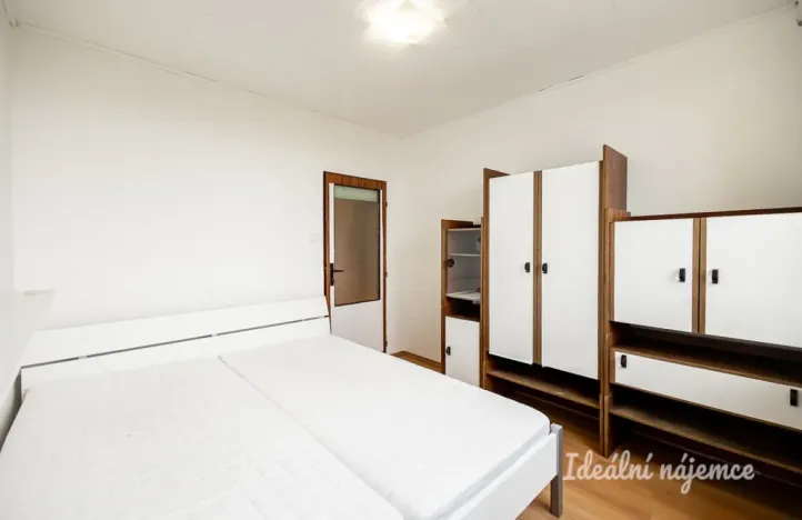 Pronájem bytu 3+1, Praha - Chodov, V jezírkách, 64 m2