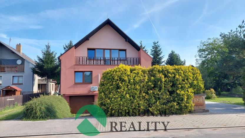 Prodej rodinného domu, Kosice, 200 m2