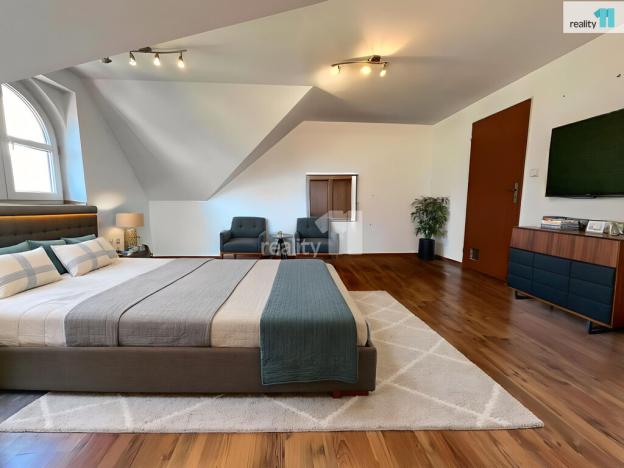 Prodej rodinného domu, Loučky, 190 m2