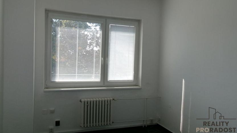 Pronájem kanceláře, Brno - Brněnské Ivanovice, 30 m2