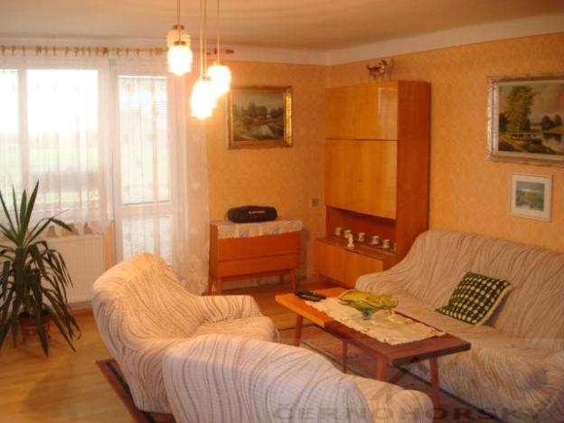 Prodej rodinného domu, Kněževes, 400 m2