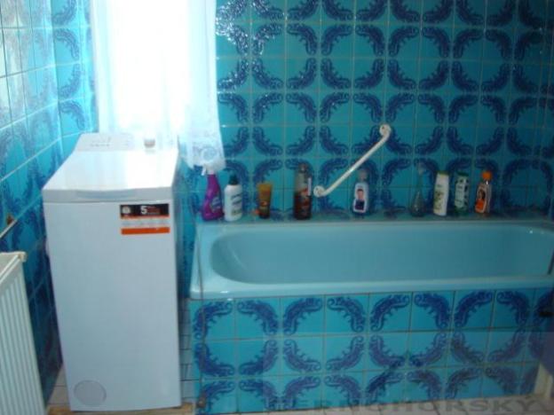 Prodej rodinného domu, Kněževes, 400 m2