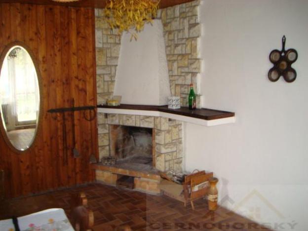 Prodej rodinného domu, Kněževes, 400 m2