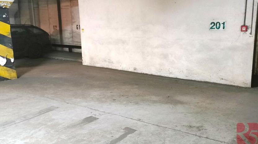 Prodej garážového stání, Praha - Krč, Štúrova, 21 m2