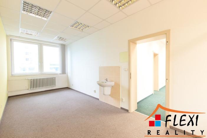 Pronájem kanceláře, Ostrava, Hrušovská, 515 m2
