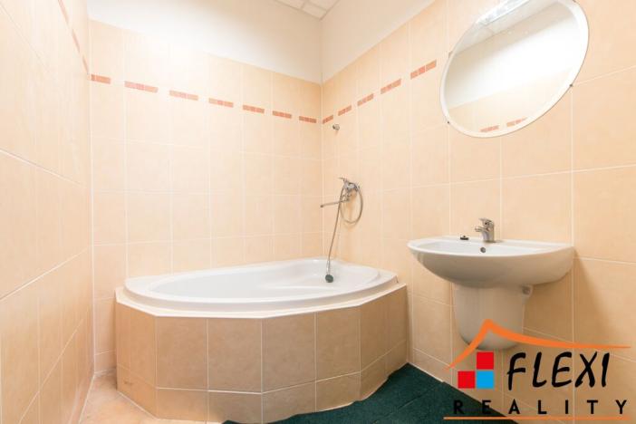 Pronájem kanceláře, Ostrava, Hrušovská, 515 m2