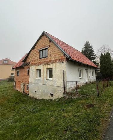 Prodej rodinného domu, Černovice, 244 m2