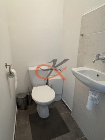 Pronájem kanceláře, Rožnov pod Radhoštěm, Tyršovo nábřeží, 27 m2