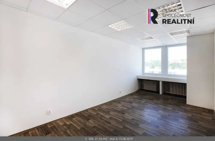 Pronájem kanceláře, Zlín, Kvítková, 82 m2