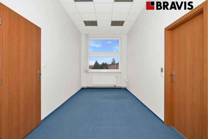 Pronájem kanceláře, Blansko, Čapkova, 1385 m2