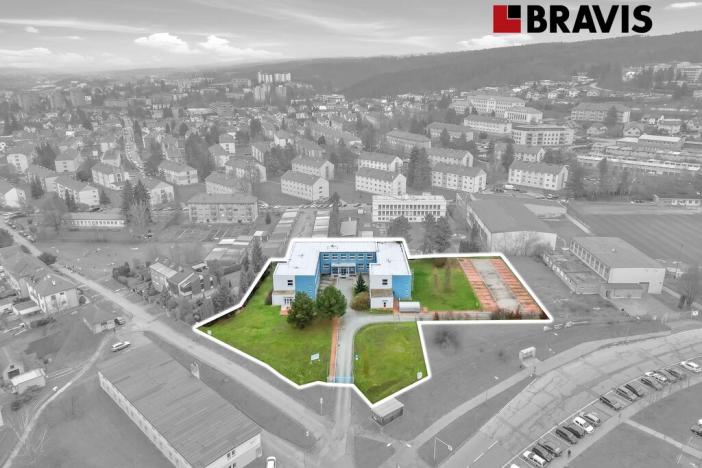 Pronájem kanceláře, Blansko, Čapkova, 1385 m2